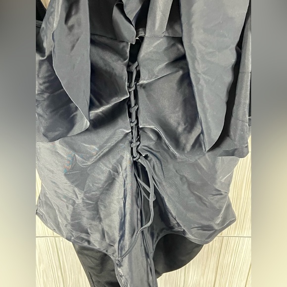 Aqua Eve Black Swimsuit - Picture 2 of 9